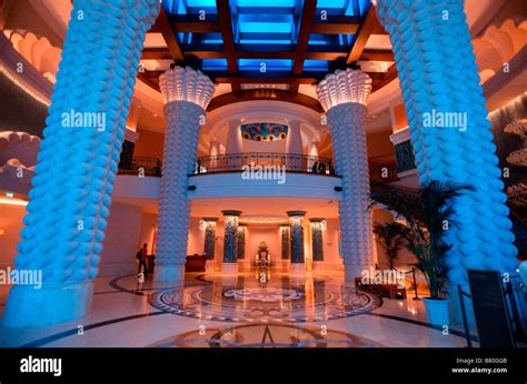 The Lobby Of Atlantis Hotel At Palm Jumeirah Dubai Stock Photo Alamy