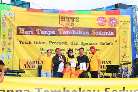 Kegiatan dilaksanakan dengan menjalin kerjasama dengan ksr. KOMUNITAS ANTI ROKOK INDONESIA (KARI): Peringatan Hari ...