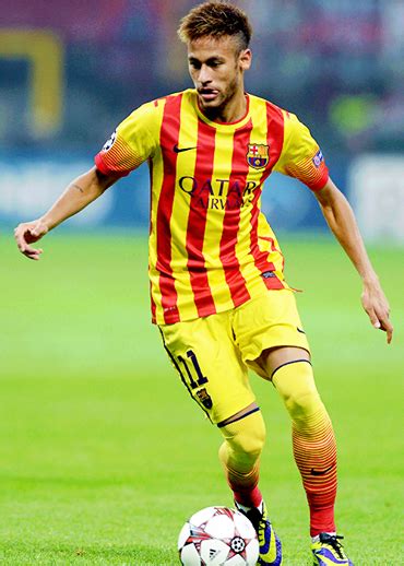 Fcb player neymar jr attractive hd wallpaper. Neymar playing football