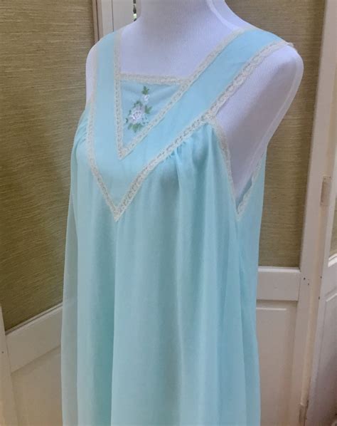 Vintage Hollywood Vassarette Nightgown, Vintage 1960s Nightgown, Vintage Blue Nightgown, Vintage 