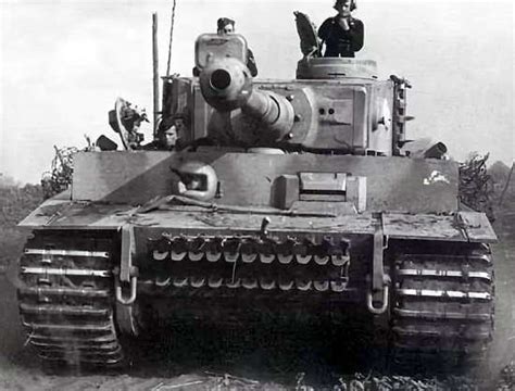Почему немецкий тяжелый танк Тигр I был КВАДРАТНЫЙ 2021