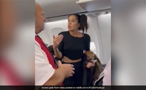 Video Of Womans Abusive And Violent Meltdown On Flight Goes Viral
