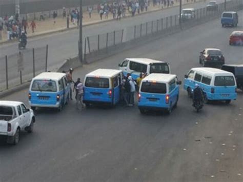 Greve De Taxistas Em Luanda Cria Caos Portal De Angola