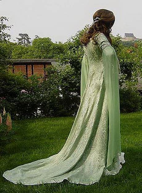 Was wir uns nun schon lange fragen: Grünes hochzeitskleider