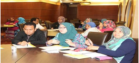 Manakala unit rundingcara bertindak mengendalikan masalah. KURSUS PENINGKATAN JATI DIRI JURUAUDIT DALAM EKSA BAHAGIAN ...