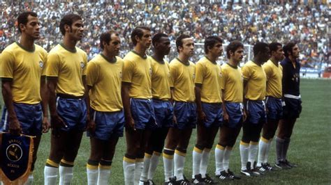 World Cup News Pele And His Fellow World Cup Winning Heroes The Great Brazil Team Of 1970