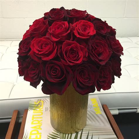 Cherry Velvet Roses In Los Angeles Ca Be A Tall Poppy