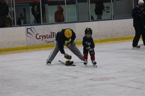 Learn To Play Hockey Crystal Fieldhouse Ice Arena