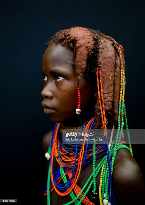 Angola Southern Africa Huila Mwila Girl With Nontombi Dreadlocks Fotografía De Noticias