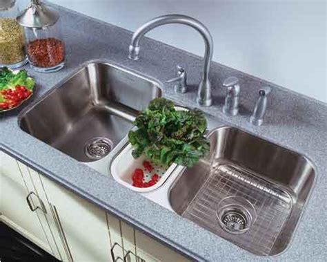 Therefore, your three bowl sink always needs to be spacious and convenient to fit in all your utensils and deep enough to. Houzer MGT-4120-1 Medallion Gourmet Series Undermount ...