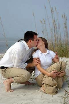 Jinger duggar tied the knot with soccer player jeremy vuolo at john brown university in arkansas. Josh & Anna (With images) | Duggars, Duggar wedding ...