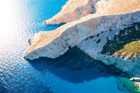Μέσω του «τουρισμός για όλους» επιδοτείται η διαμονή σε καταλύματα όλων των κατηγοριών ανά την επικράτεια ή αντίστοιχα το τουριστικό πακέτο μέσω τουριστικών γραφείων, σε παρόχους που έχουν. Folegandros | Vardia Bay Studios Folegandros