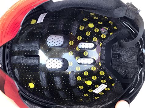 Robert kelly slater (born february 11, 1972) is an american professional surfer, best known for his unprecedented 11 world surfing championship wins. EB17: Oakley Aro helmets crash onto the scene, plus new ...