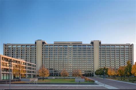 Deutsche bundesbank (deutsche bundesbank) is a central bank located in frankfurt am main germany, europe. Gebäude der Deutschen Bundesbank | Deutsche Bundesbank