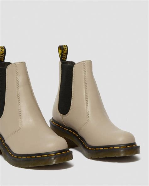 Martens doc martens stiefel doc martens boots doc martens chelsea boot dr martens sandals zapatos shoes military boots outfit. Dr martens cadence women's leather heeled chelsea boots in ...