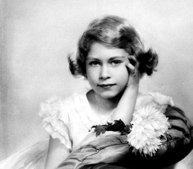 Do you know who queen elizabeth ii is? Cathy Cassidy: Dreamcatcher : A LITTLE PRINCESS...