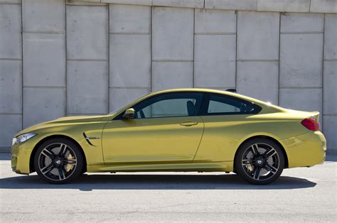 Learn more about price, engine type, mpg, and complete safety and warranty information. 2015 BMW M4 Coupe $64K-$90K Twin-Turbo 425 HP 3,585 LBS