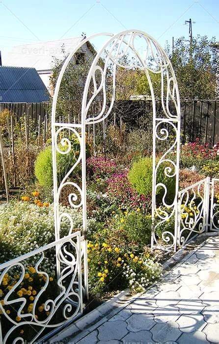 Садовые арки из металла для дачи и сада: ландшафтный дизайн, выбор, фото