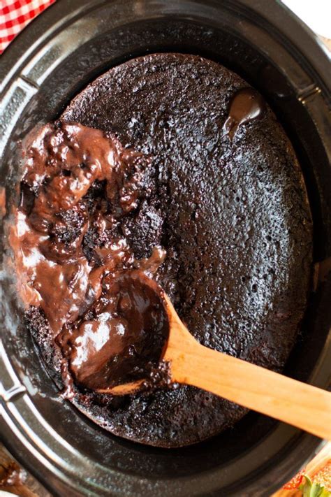 Slow Cooker Chocolate Lava Cake The Magical Slow Cooker Recipe In 2020 Lava Cakes Crock