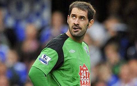 Scott paul carson (born 3 september 1985) is an english professional footballer who plays as a goalkeeper for premier league club manchester city, on loan from derby county. England v Bulgaria: Scott Carson released from squad ...