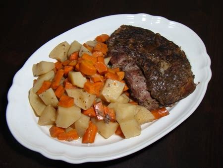 We've updated the original post to include some of the most frequently asked questions and comments. Tami's Kitchen Table Talk: Crockpot Italian Beef Roast with Potatoes & Carrots