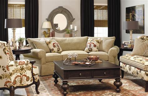 One Day Neutral Living Room Design Traditional Design Living