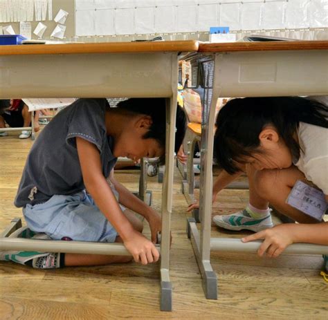Der nordosten japans ist erneut von einem starken erdbeben erschüttert worden. Japan: Starkes Erdbeben erschüttert Tokio - WELT