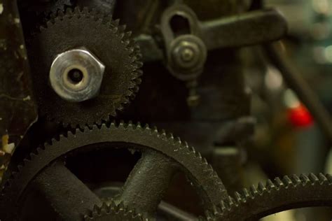 NC旋盤 金属加工 大阪市東住吉区 山菊製作所 | 金属加工の精度は ...