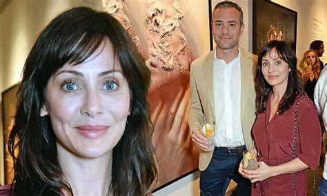 Born 1 september 1975) is an australian recording artist, actress, and television personality. Natalie Imbruglia attends gallery opening with boyfriend ...