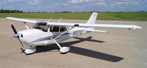 The introductory base price of the cessna 172 was us$8,995 and a total of 4,195 were constructed over the five years. Why is the takeoff weight the same as the landing weight ...