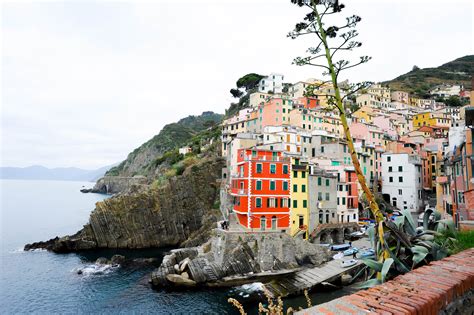 Riomaggiore A Colorful First Stop In The Cinque Terre Appetites Abroad