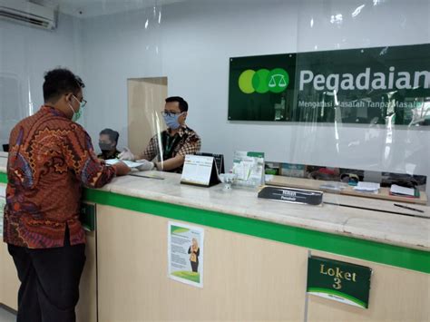 Pegadaian cicil emas adalah layanan pembiayaan emas batangan kepada masyarakat secara cicilan. 25 Menggadaikan Emas Di Pegadaian - Info Dana Tunai