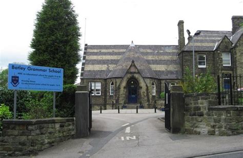 بعدما تم فتح باب العالم المقلوب للكائنات الغريبة التي تقوم بإثارة الرعب في نفوس أهل القرية من خلال الأفعال التي تقوم بها، ينتهي الجزء الثالث وقد أثار فضول المتابعين من أجل التعرف. قضية الرسومات ببريطانيا تتحول لجدل.. وتحذير من استغلالها