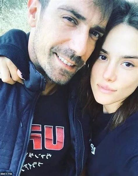 His maternal family is pomak origin who immigrated from thessaloniki, greece. Doğduğun Ev Kaderindir'in yıldızı İbrahim Çelikkol'un ...