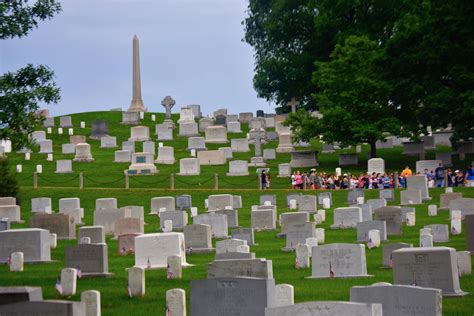 Photos Memorial Day At Arlington National Cemetery