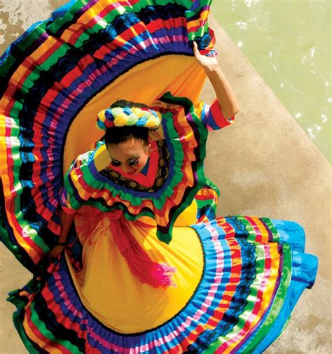 Flolklor Ballet Folklorico Mexican Culture Traditional Mexican Dress