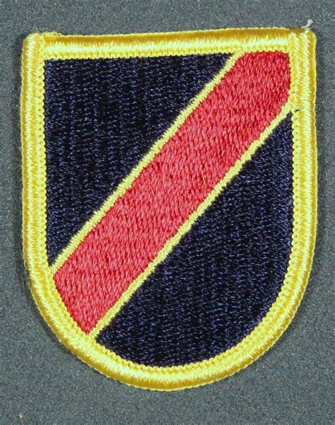 Army Beret Flash Patch 18th Personnel Group Merrowed Edge Ebay
