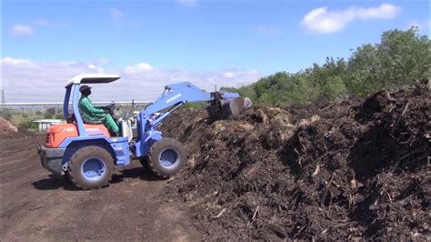 Large Scale Composting Of Food Waste Youtube