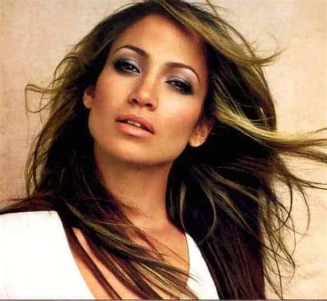 Olive skin blonde hair haircolor for olive skin brown eyes blonde hair ash blonde blonde color olive skin makeup blonde hair makeup hair color this article will help you determine the best hair colors for olive skin, from mahogany to sandy blonde to black! Best Hair Color for Olive Skin Tone, Dark Brown Eyes ...