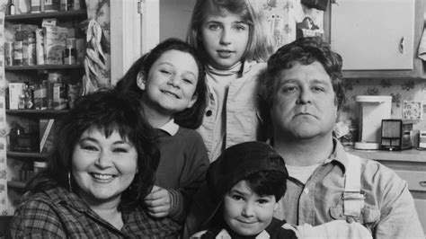 Roseanne Turns 30 — See How The Cast Has Changed Photos