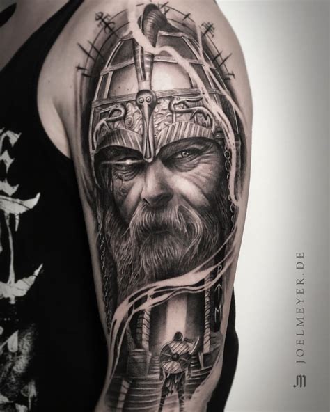 Odin Viking Schwarze Und Graue Tattoos Ärmeltätowierungen Schwarze