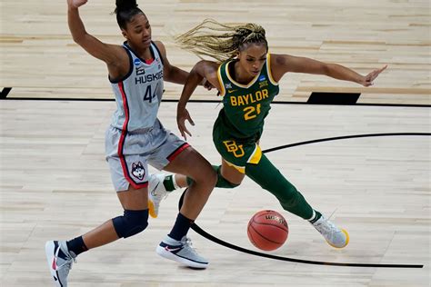 Uconn Reaches Th Straight Final Four Beating Baylor