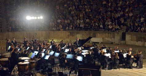 Izmir Music Festival Opens With A Thrilling Concert By Penderecki