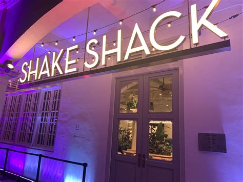 Shake shack may have opened its first outlet in singapore at jewel changi airport last year, but many of but fret not, the american burger chain is opening a second store on 7 february with new items on the menu and a instead, 89 neil road's shack takes on a more elegant design with softer colours. Shake Shack's 4th restaurant in Singapore will be located ...