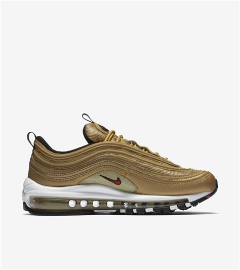 Womens Nike Air Max 97 Og Qs Metallic Gold Release Date Nike Snkrs Ie