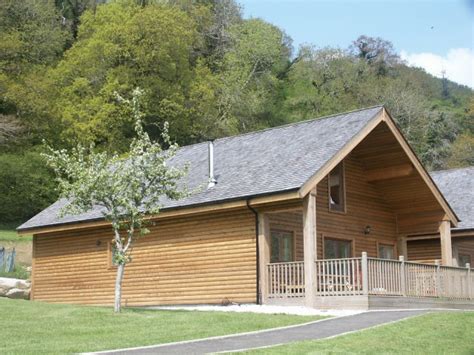 Glamping cabin on a working farm and orchard, overlooking devon hills. Two storey house in Cornwall | North Coast Log Cabins