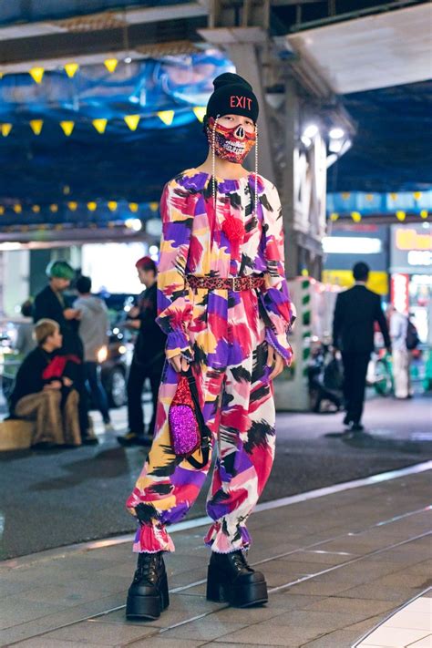 As mentioned in previous souvenir posts, japanese apparel brands are a great option for souvenirs. The Best Street Style From Tokyo Fashion Week Spring 2020 ...