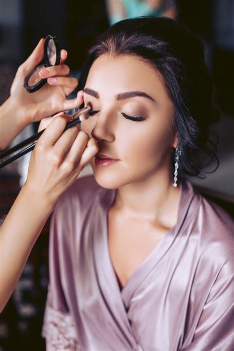 5 Reasons Why To Hire A Pro Makeup Artist Natalie Setareh