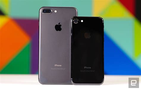 Ketipisan adalah fitur yang disorot oleh banyak pabrik perangkat. iPhone 7 and 7 Plus review: Apple (mostly) plays it safe ...