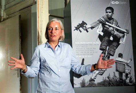 Apr 14, 2021 · afghanistan, dopo 20 anni via le truppe usa e della nato, biden: Le foto di Anja Niedringhaus, reporter di guerra uccisa in ...